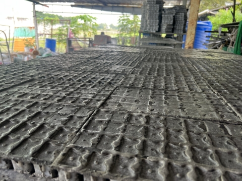 SẢN XUẤT CON KÊ BÊ TÔNG 