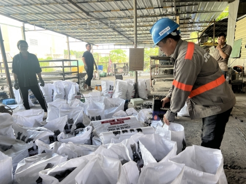 SẢN XUẤT CON KÊ BÊ TÔNG 
